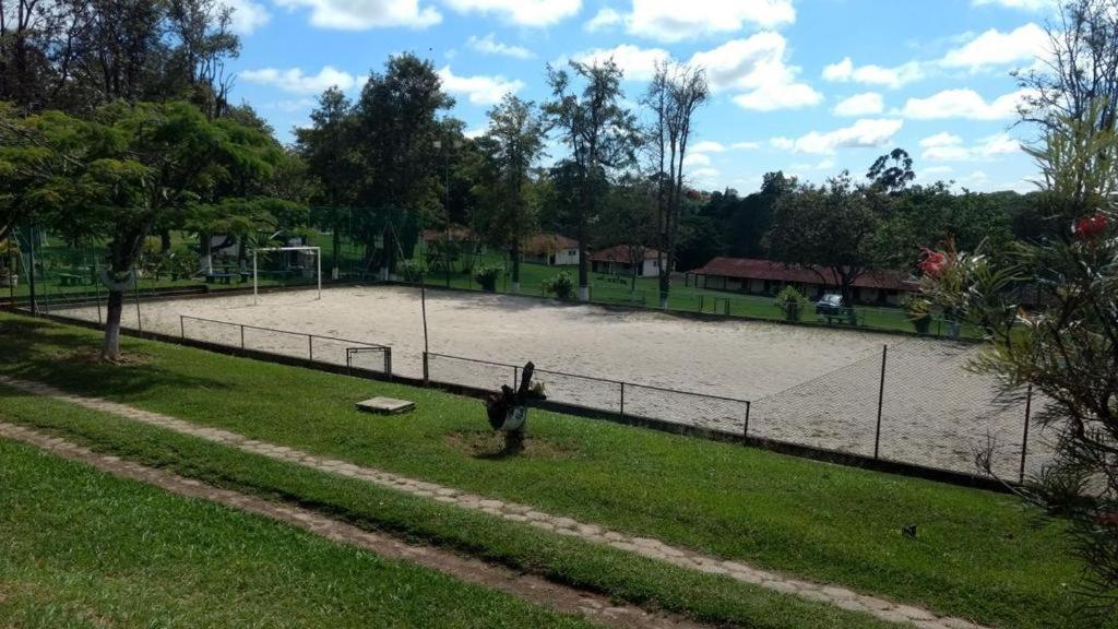 Pousada H Sarapuí Bagian luar foto